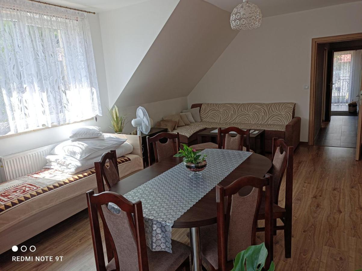 Domwakacyjny"Gajowka"Z Ogrodem, Do Stoku Narciarskiego 2Km Apartment Rzyki Exterior photo